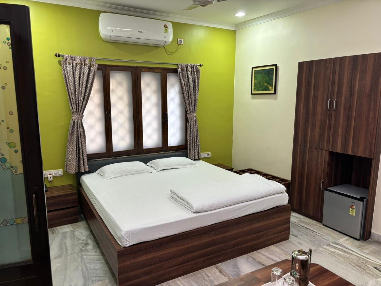 Om Sai Villa Guesthouse Колката Екстер'єр фото